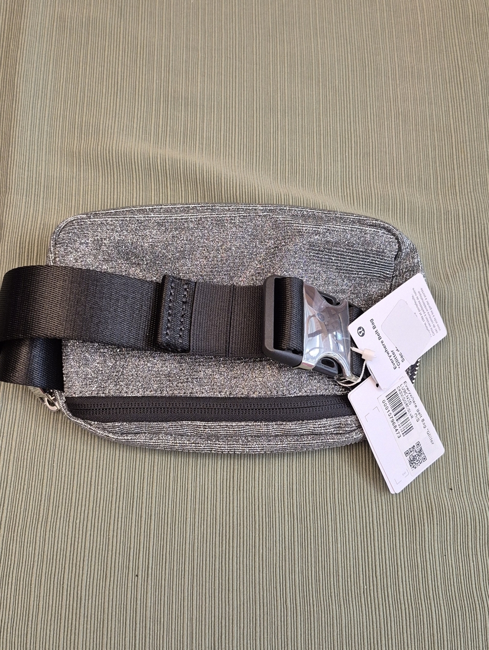 Lululemon Glitter Everywhere Belt Bag 1L Dark Silver Graphite Gray - Picture 7 of 9